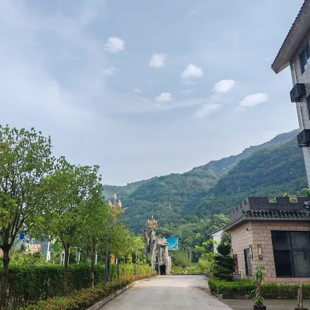 Chishuichong Tea Manor