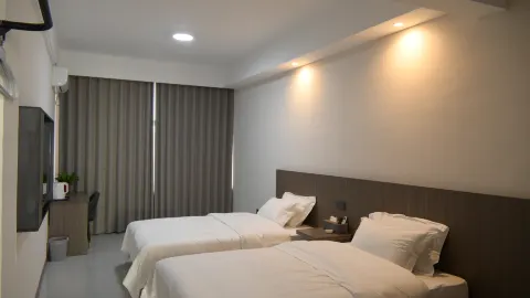 Juyuan Hotel in Xia County