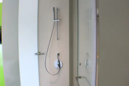 Pop! Hotel Solo Отели рядом с достопримечательностью «Музей Батик Данар Хади»