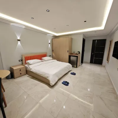 798 Ruyi Apartment Hotels near التوحيد والنور - 15 مايو