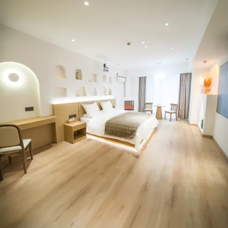 Yage Smart Hotel (Hohhot International Exhibition Center Greenland Tengfei Building)