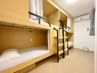 九漏魚青年旅舍（成都南站店）