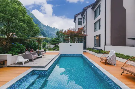 Lin'an Mishuyou Mountain Home stay (the Taihu Lake Lake Source Scenic Spot Store) Отели рядом с достопримечательностью «Taihuyuan Scenic Area»