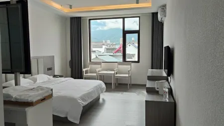 Sikang Boutique Hot Spring Holiday Hotel