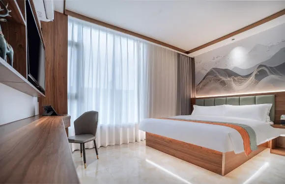 武鳴假日酒店（汽車客運站康和城店）