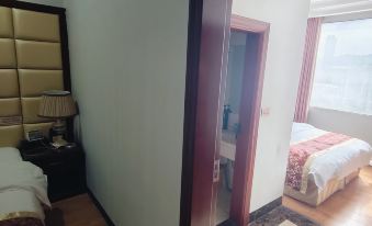 Huating Business Hotel (Dushan North Gate)