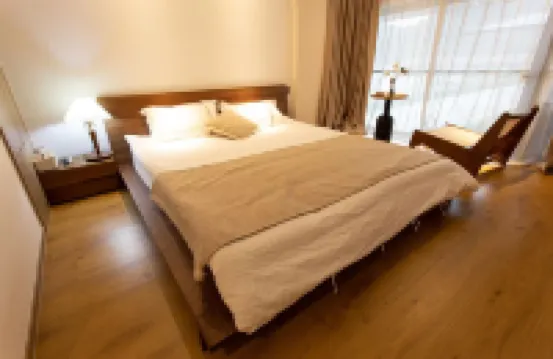Huaxi Loft Vacation Apartment (Wugongzhi Wharf Branch), Zhujiajian