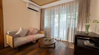 Dengying Homestay Отели в г. Хайнинг