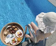 하워드 존슨 바이 윈덤 화교 플라자 신유 - 5성급