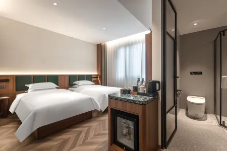 Meta Tree Hotel, People's Square, City Center In Shanghai