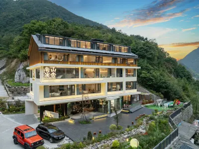 Nanshan Xishe Homestay (Shennongjia Dajiuhu Branch) Các khách sạn gần Pingqian Ancient Town