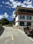 Mainling Yafeng Hotel