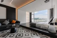 Chaozhou Panda·Panda Garden (Chaozhou Qinglong Ancient Temple People's Square Store)