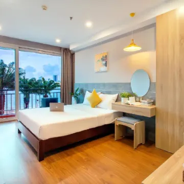 Happy Day Riverside Hotel & Spa Danang Отели рядом с Аэропорт Дананг