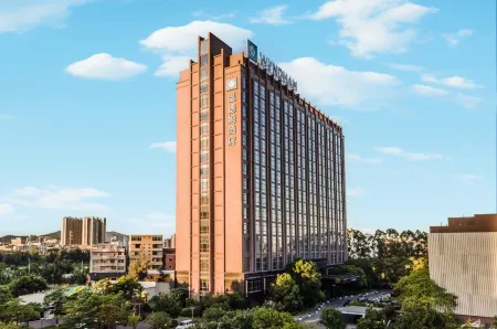 Wyndham Jinjiang Отели рядом с достопримечательностью «Anping Bridge»