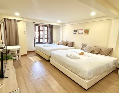 Tofu House CNX Near Nimman- Airport 4 bedroom 6 bed with 3 Bath Room Hôtels à : Aéroport international de Chiang Mai