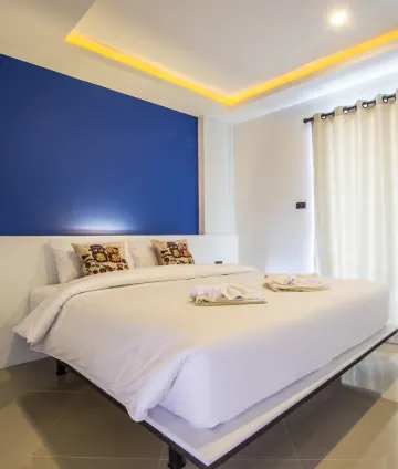 ห้องดีลักซ์ เตียงใหญ่ 1 เตียง