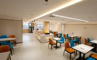 GreenTree Inn Wuwei International Automobile City High-Speed Railway Station