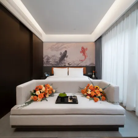 Luoyang Huamao Chunsong Hotel