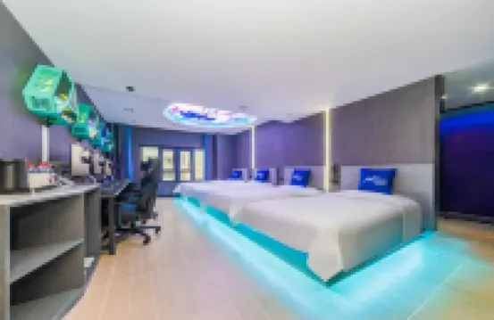 PK E-Sports Hotel (Fuzhou Dongjiekou West Lake Park)