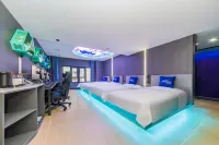 PK E-Sports Hotel (Fuzhou Dongjiekou West Lake Park)
