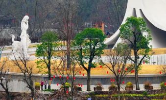 Mengluo Xinghe Hotel
