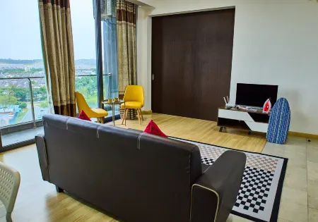 Mount Austin Haw Ke Lai @ CUB8teens Отели рядом с достопримечательностью «Остин Хайтс Уотер & Адвенчер Парк»