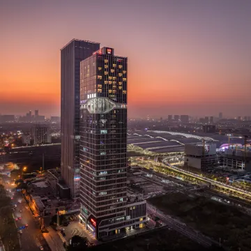 Radisson RED Guang Zhou South Railway Station