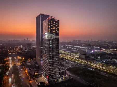Radisson RED Guang Zhou South Railway Station
