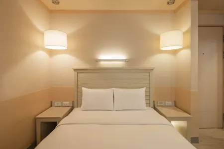 Kindness Hotel Liuhe Night Market Jhong Jheng