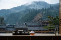和居·YF露台270°景觀美宿（肇興侗寨店） - 山景