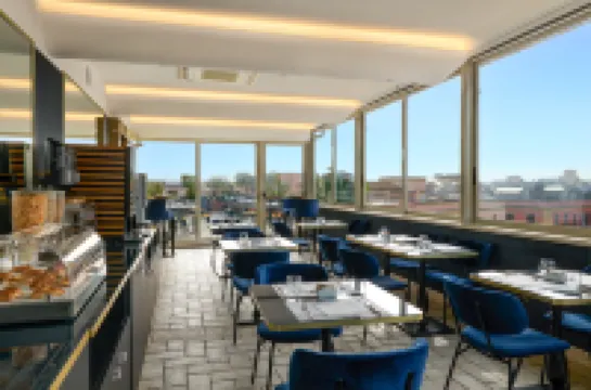 Marcella Royal Hotel - Rooftop Garden