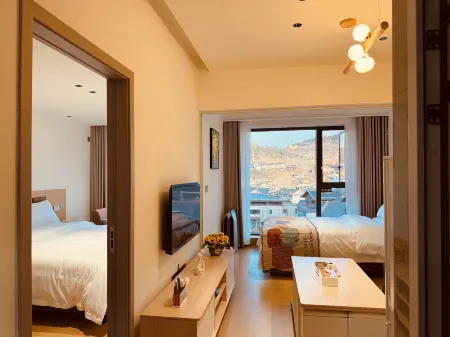 Baili Rhododendron Micro Ke Flower Story B&B Отели рядом с достопримечательностью «Shiniu Tourism Town»