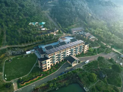 Kaiyuan Resort Hotel Hôtels à proximité de : Zhanggong Cave