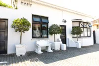 Antrim Villa Boutique Retreat by Totalstay Hotel a 