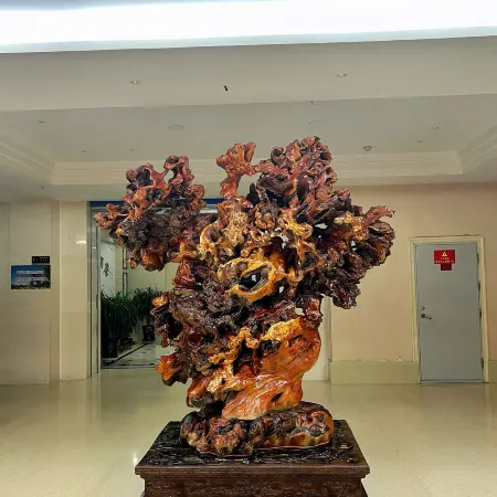 Qinglonghu Hotel