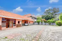 Collection O Hotel Indah Near Hotels in Wiradesa