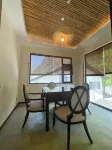 Qingyun Posthouse. Stay in the Cloudy Mountains
