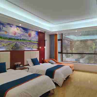 理縣畢棚遇見酒店（畢棚溝景區店） Rooms