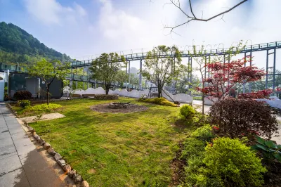 XIMO FAMILY HOMESTAY Hotels near Shuimo Tingxi Scenic Spot