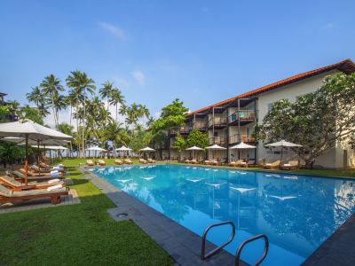 Mermaid Hotel & Club