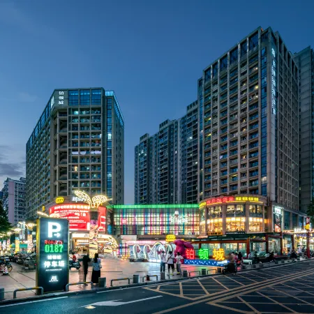 Foshan Lingnan Xiaozhu Smart Homestay (Zumiao Subway Station Boton City Branch)