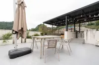 Jin-Shu Homestay Hotels near Guiyang Longdongbao International Airport