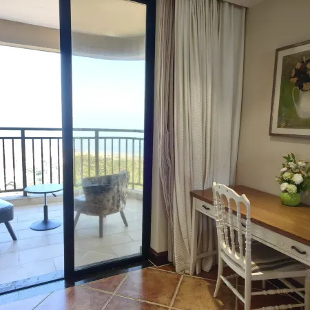 Sea Bay Holiday Hotel