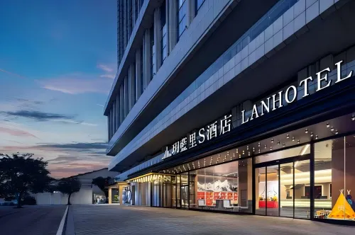 Yue Lanli S Hotel (Dujiangyan DaRongcheng Store)