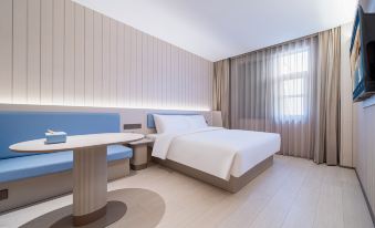Hanting Hotel (Sanmenxia Yima Branch)