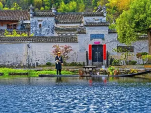 Hongcun Yunshan mountain scenery house