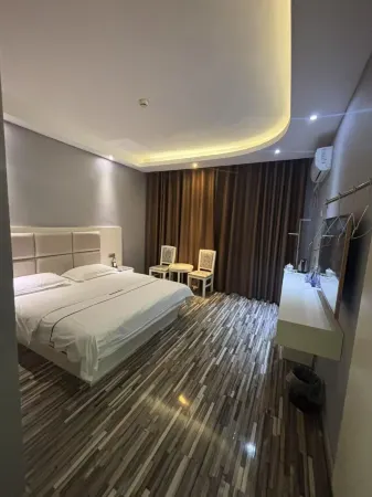 Long'an Jiaxingcheng Hotel Отели рядом с достопримечательностью «Diecheng Square»