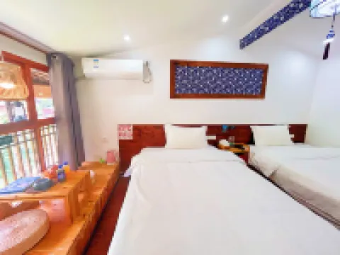 Mountain Lodge · Yanxia Tingyu Lianhe Boutique Stay (Xijiang Qianhu Miao Village Scenic Area) Hotels in Leishan