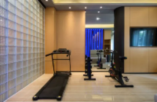 โรงแรม R ROYALSS (ศูนย์บริการนักท่องเที่ยวพื้นที่น่าสนใจทางประวัติศาสตร์และทิวทัศน์ จิ่วจ้ายโกว)